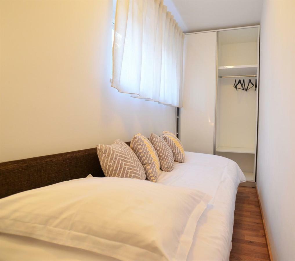 Kolombo Lux Apartment Σπλιτ Εξωτερικό φωτογραφία